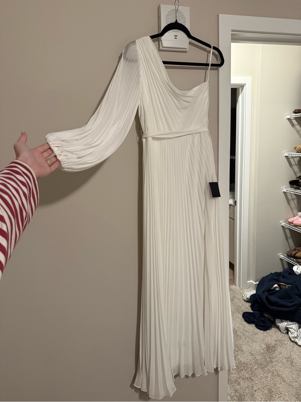 Lulu's Ivory One-Shoulder Pleated Maxi Dress